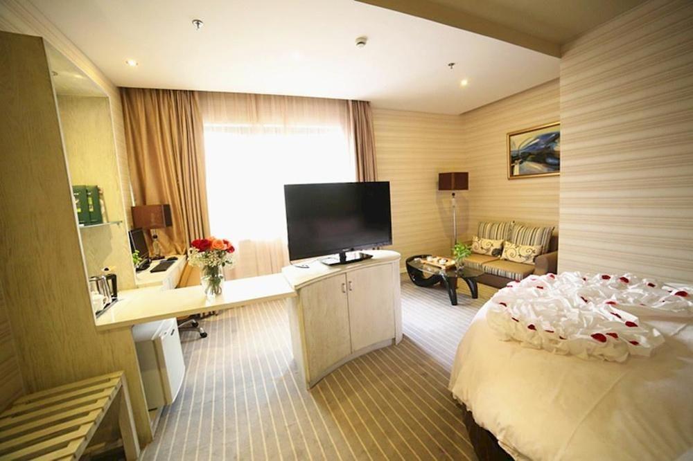 Days Inn Hotspring Xiamen Dış mekan fotoğraf