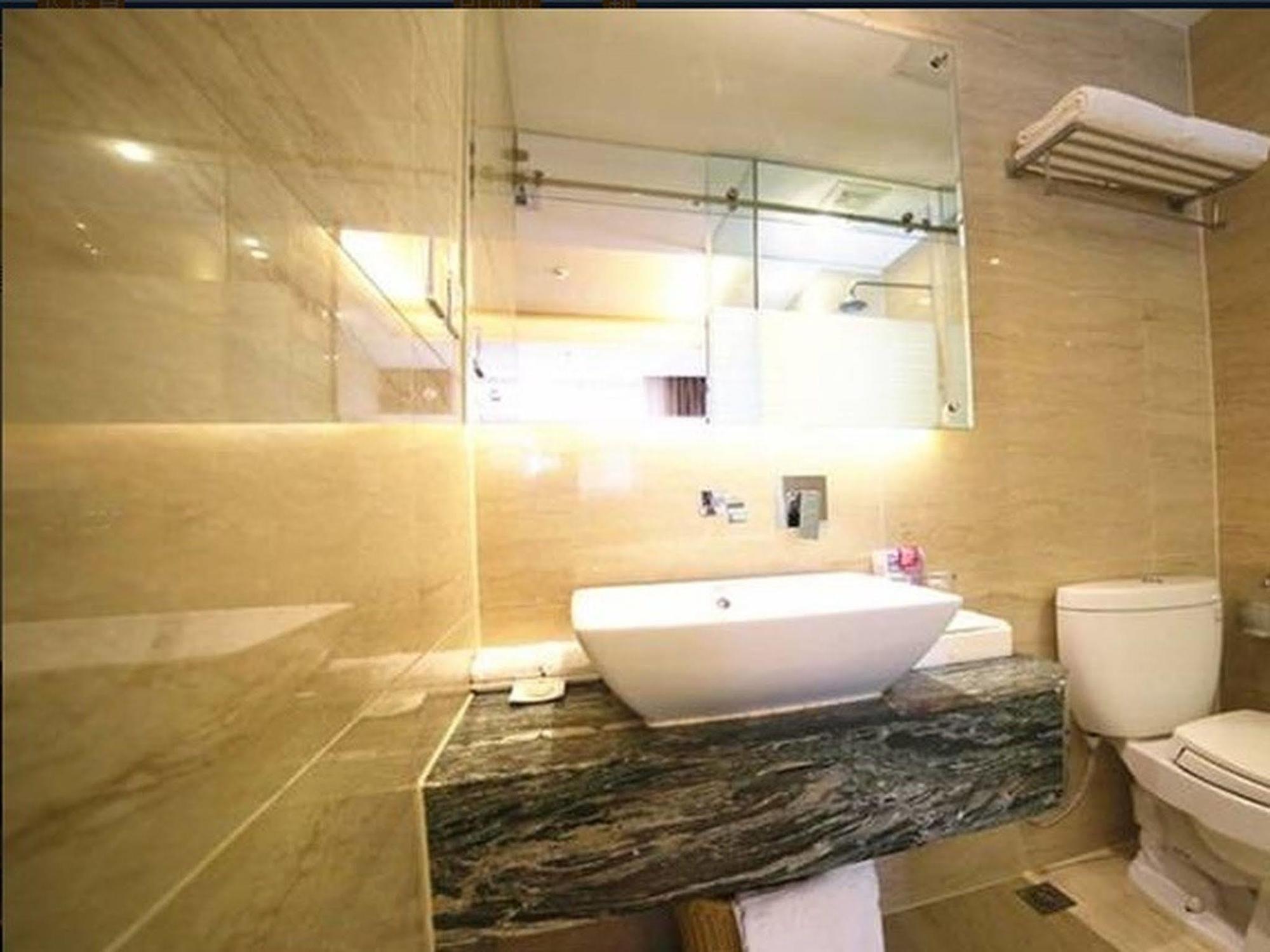 Days Inn Hotspring Xiamen Dış mekan fotoğraf